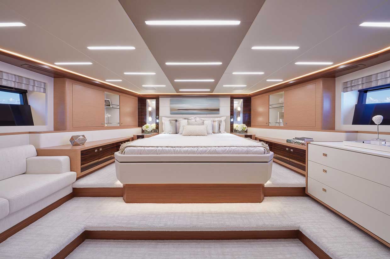 Ocean Alexander 90R TheOne Yacht and Design