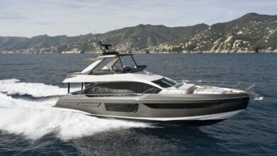 Azimut Flybridge 68